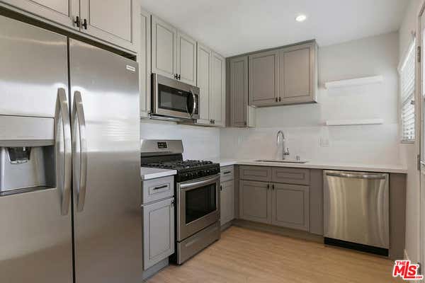 1 bed, 1 bath, 850 sqft, $2,695