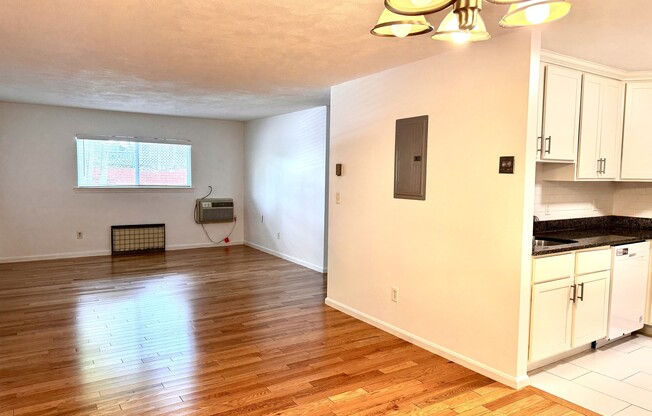 395 REVERE BCH PKWY