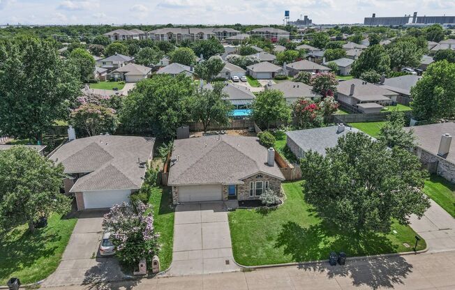 Beautiful Home Great Location