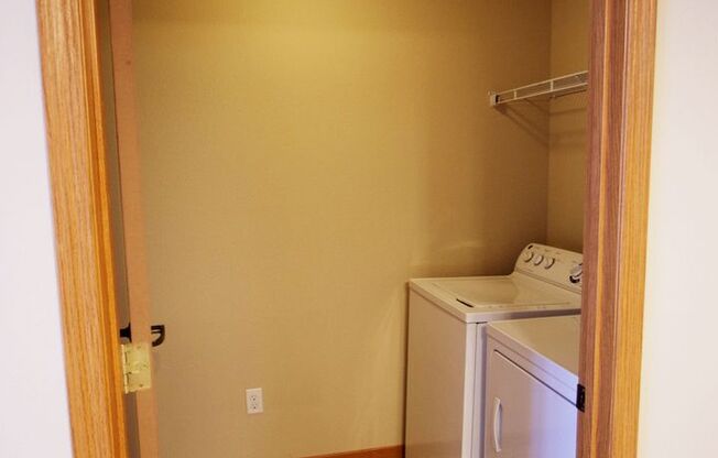 2 beds, 2 baths, 1,014 sqft, $1,415, Unit 1830-310