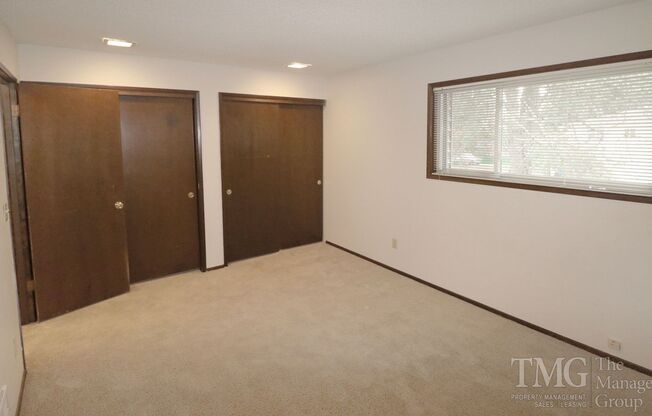 2 beds, 1.5 baths, 1,100 sqft, $1,795, Unit 15704