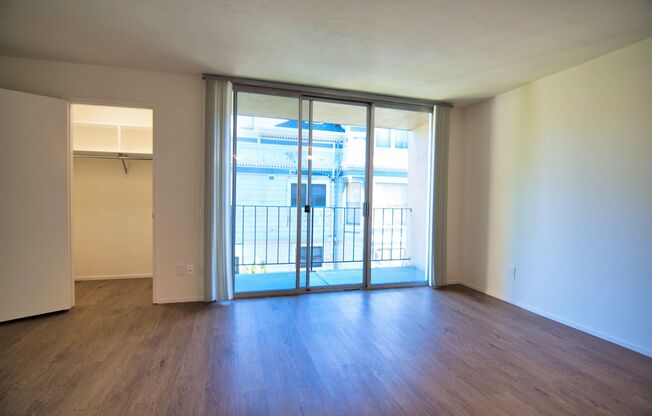 Studio, 1 bath, 475 sqft, $1,875, Unit Unit 303