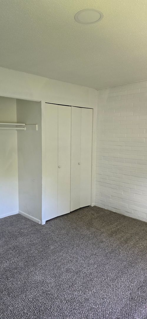2 beds, 1 bath, 750 sqft, $1,100, Unit 110