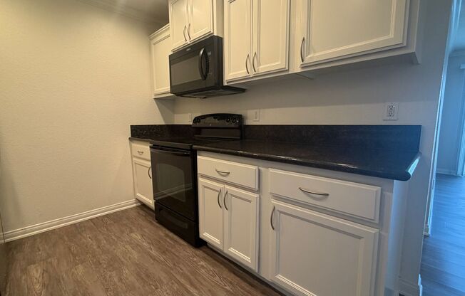 2 beds, 2 baths, 996 sqft, $2,895, Unit 1303
