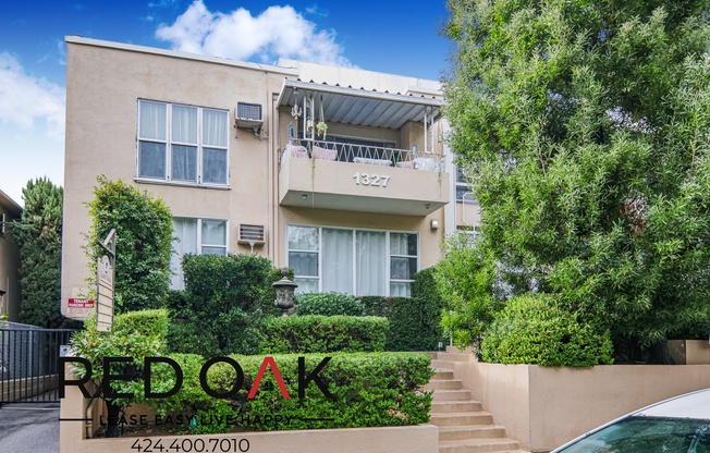 1327 LAUREL AVE
