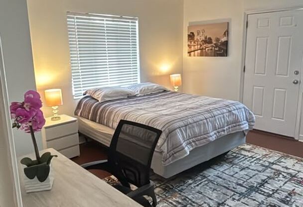4950 13 Av N St Petersburg FL 33710