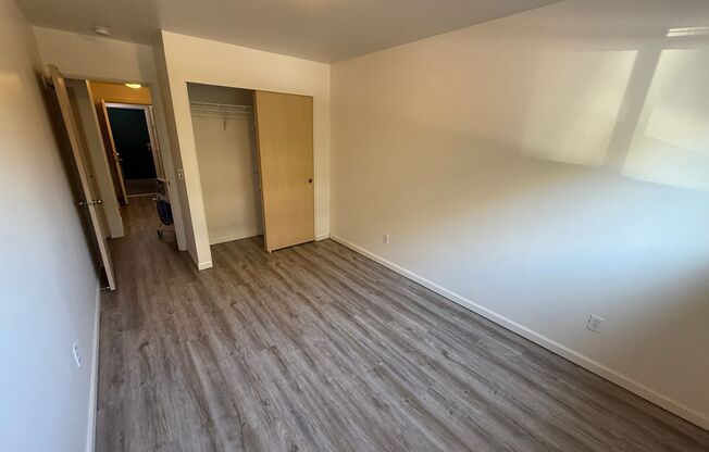 2 beds, 1 bath, 859 sqft, $2,695, Unit C-202