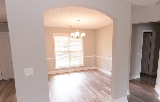 Beautiful 3 bedroom, 2 bath single family home