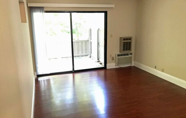 1 bed, 1 bath, $1,995, Unit # 2