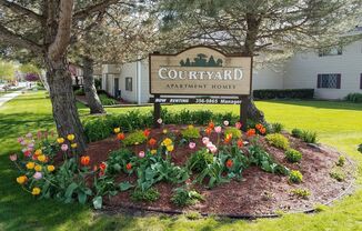 Courtyard Apartment Homes - 800