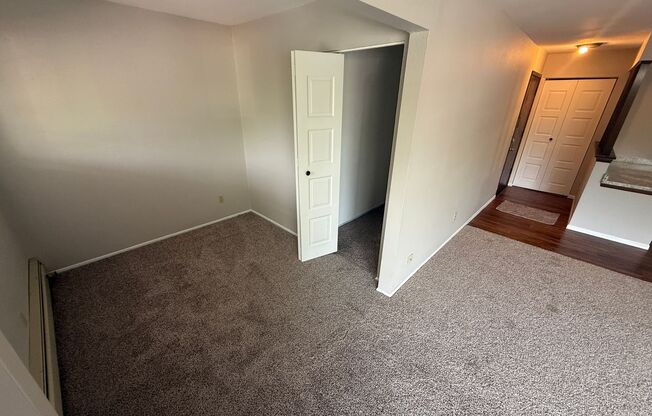 Williamsburg Flats 200