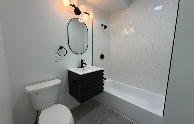 1 bed, 1 bath, 457 sqft, $1,370, Unit 30