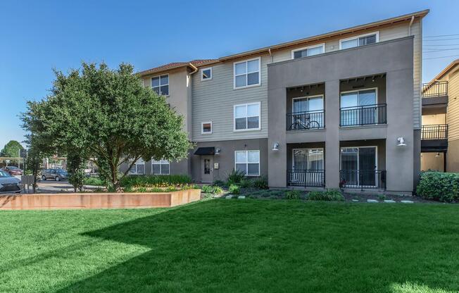 Landscaping at The Village at Town Center in El Cerrito CA