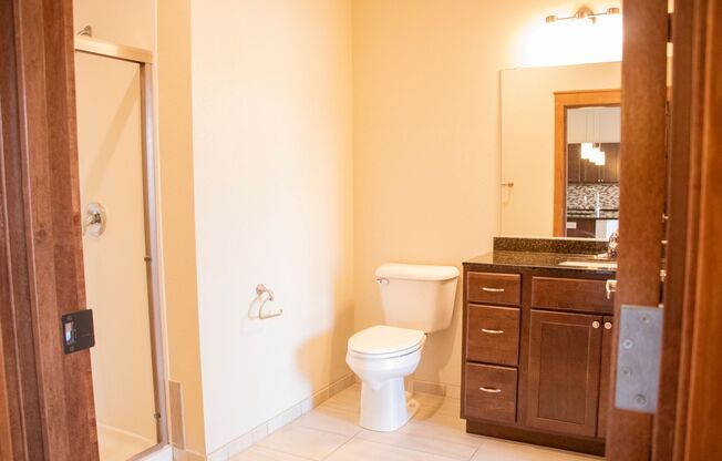 2 beds, 2 baths, $1,425, Unit 103