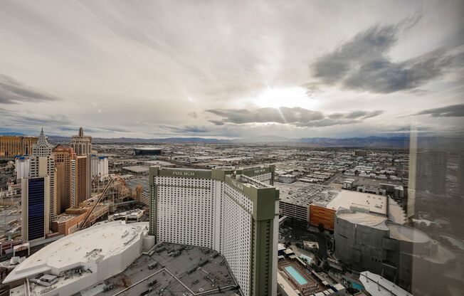 1 bed, 1.5 baths, $5,995, Unit #3902