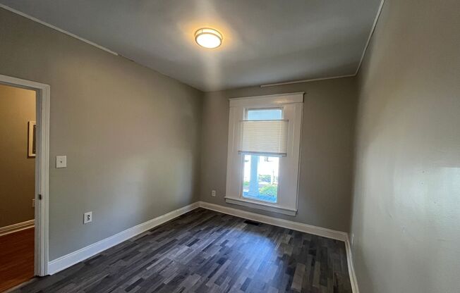 3 beds, 1 bath, $1,150