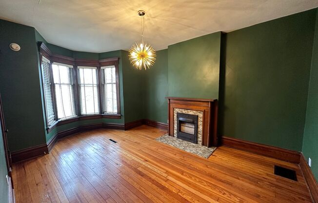 W Hubbard Ave 105-107 NCR