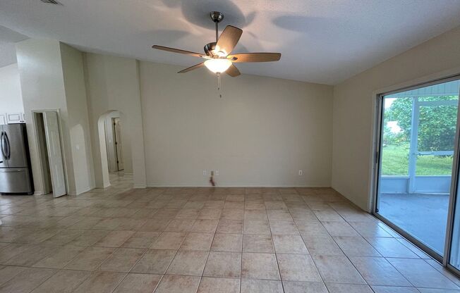 4 beds, 2 baths, $3,000