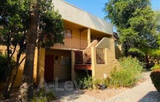 1341 E FT LOWELL RD