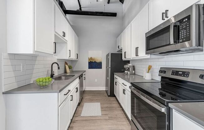 1 bed, 1 bath, 552 sqft, $1,195, Unit Apt 9