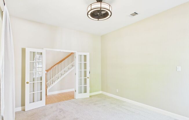 Charming Colonial Home in Plum Creek