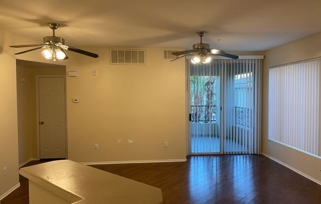 Awesome 1 Bedroom W/ Garage in Vistana Gated Community in SW Upgraded  !!!!
