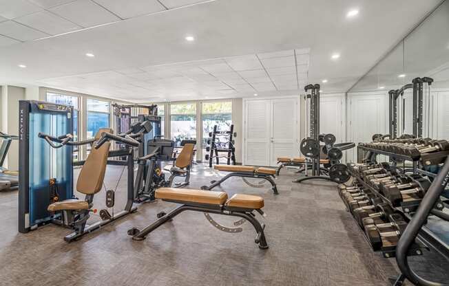 Apartments in Knox-Henderson, TX - Larq Henderson fitness center