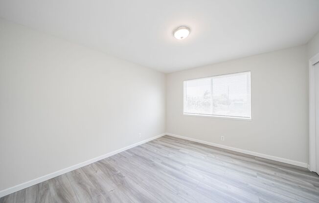 2 beds, 1 bath, $1,825, Unit 12