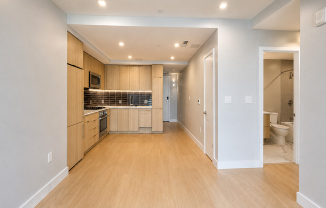 1 bed, 1 bath, 636 sqft, $2,995, Unit 602