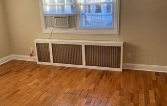 Studio, 1 bath, 400 sqft, $1,450, Unit 21