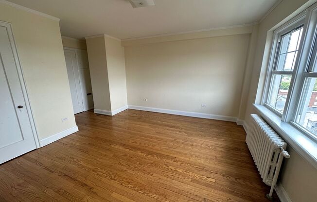 Studio, 1 bath, 301 sqft, $1,350, Unit Wellington 904