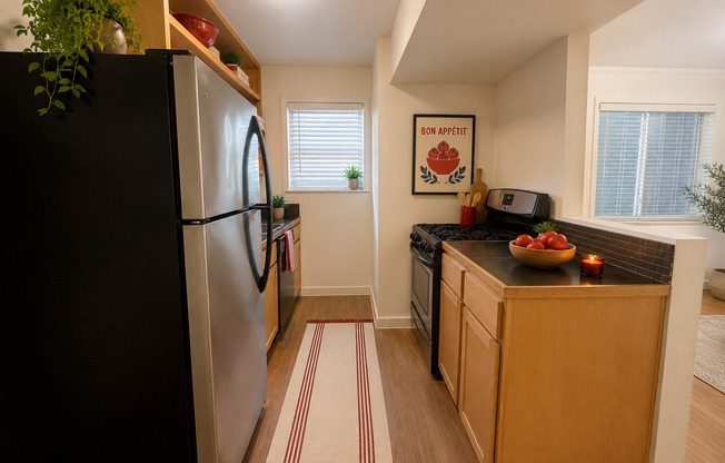 1 bed, 1 bath, 530 sqft, $1,349, Unit PPLD-102