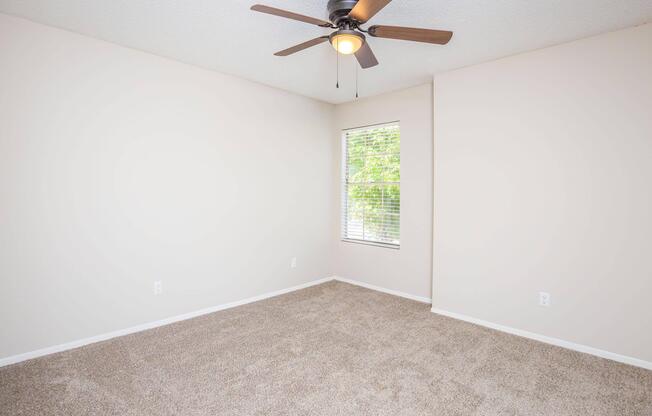 2 beds, 2 baths, 950 sqft, $1,299