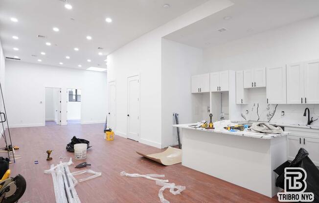 2 beds, 2 baths, $8,000, Unit 1B