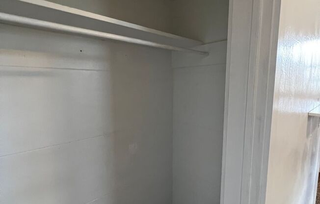 Studio, 1 bath, $650, Unit B02