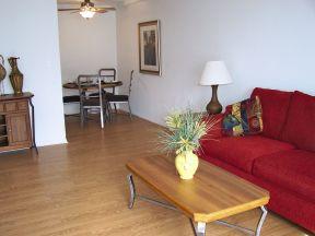 2 beds, 1 bath, 914 sqft, $1,429, Unit 1-202