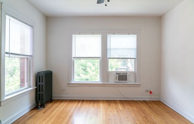 2 beds, 1 bath, 650 sqft, $1,825, Unit 4730-1B