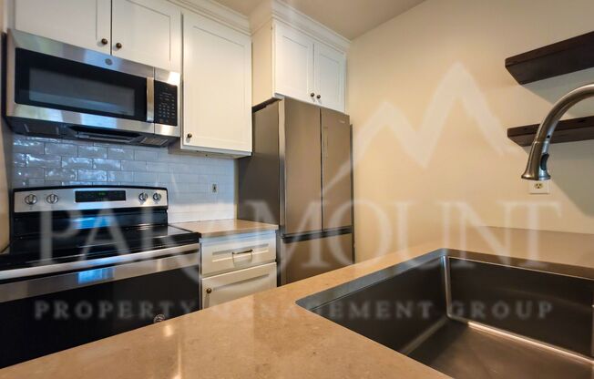 Fully Transformed End Unit in Downtown Poulsbo