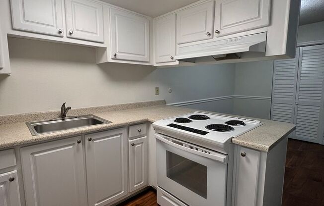 1 bed, 1 bath, 650 sqft, $1,475, Unit 494211
