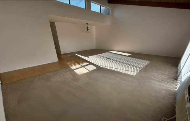 Spacious 2-Bed Condo in Gated Community! MOVE-IN SPECIAL!!