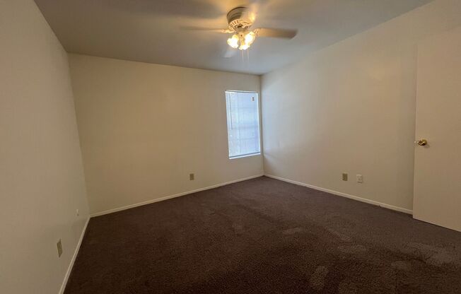1 bed, 1 bath, 660 sqft, $1,000, Unit 202