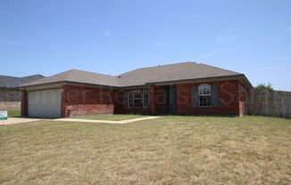 4 beds, 2 baths, $1,575