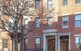 439 SHAWMUT AVE