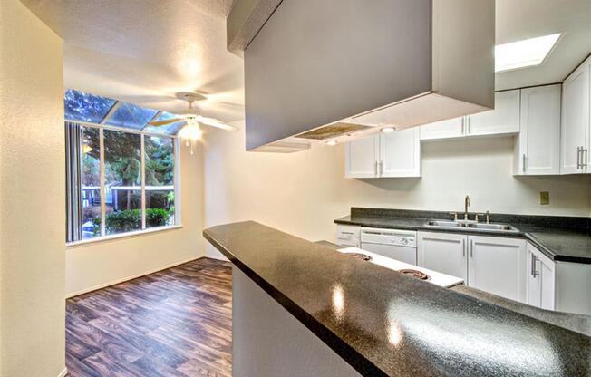 Orchard Ridge Kitchen and Dining Room