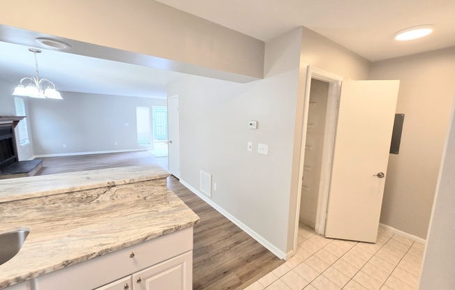 329 FERDINAND CIR