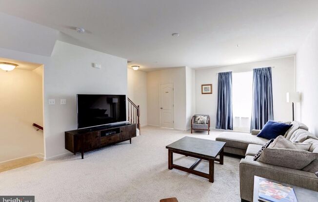 Gorgeous townhouse for rent
