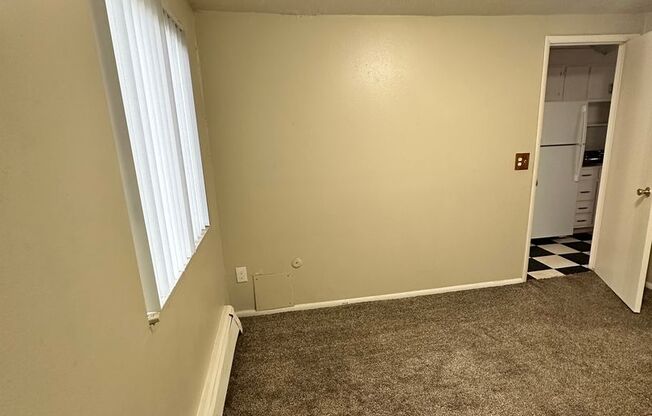 1 bed, 1 bath, $1,250, Unit 205