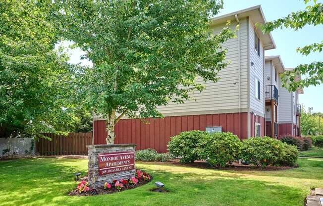 Outdoor at Monroe Avenue Apartments, Oregon, 97301