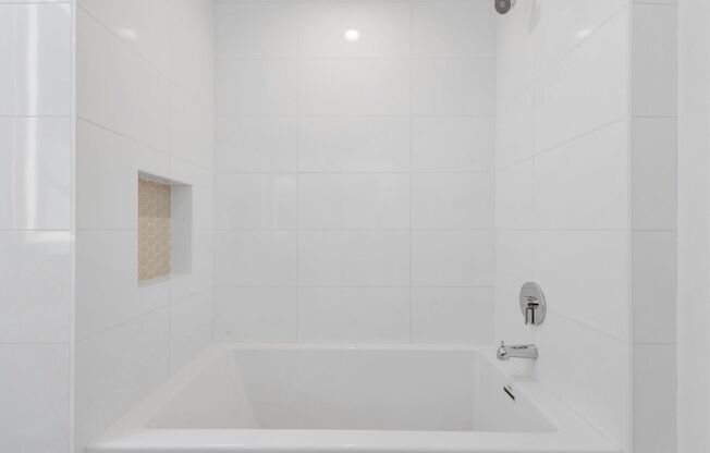 1 bed, 1 bath, 739 sqft, $2,995, Unit 306