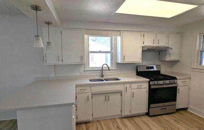 Norton Shores House for Rent 1874 Manor